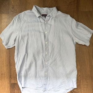 UNTUCKit blue linen shirt